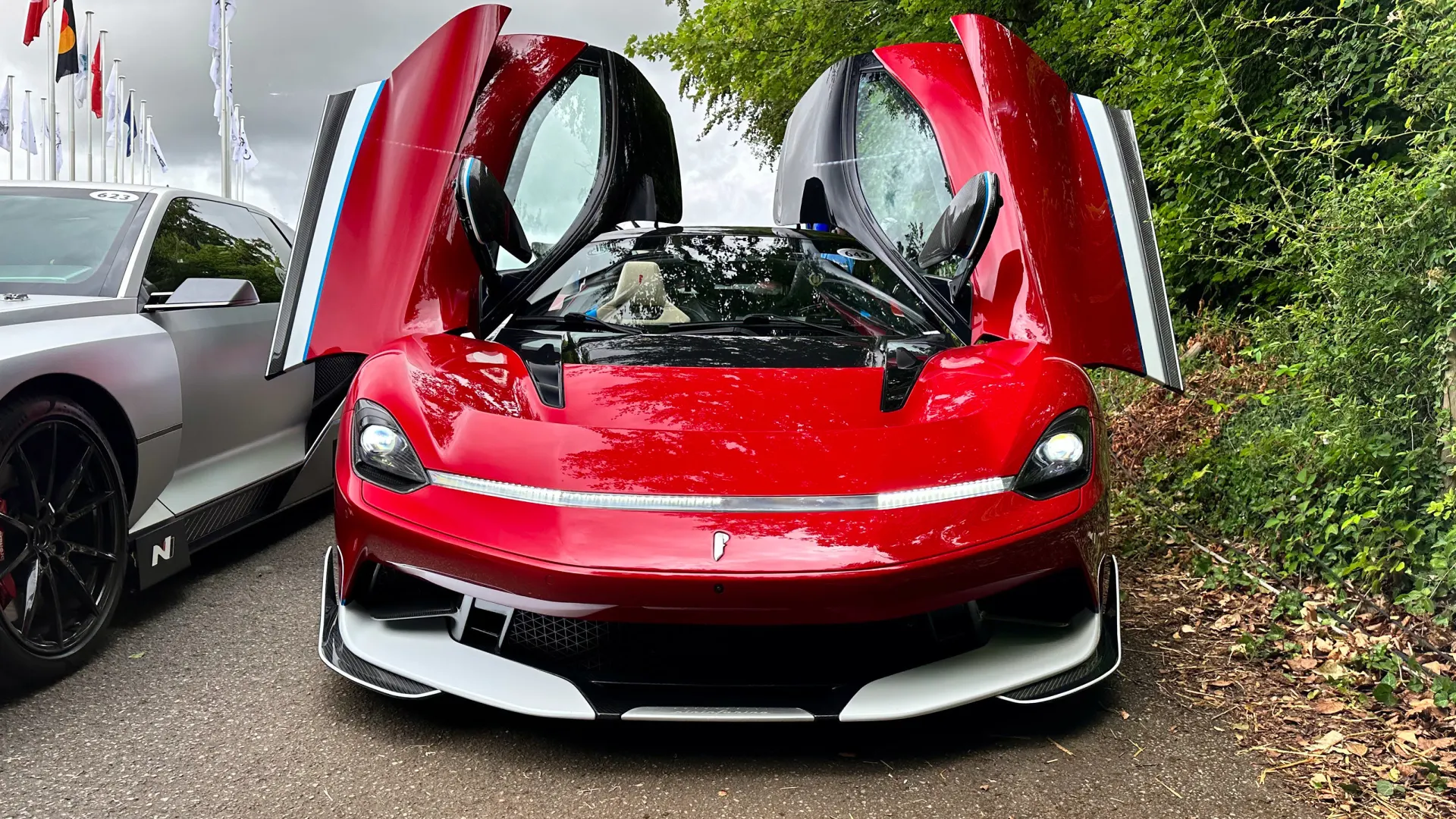 Battista Edizione Nino Farina da Pininfarina, edição limitada, faz sua estreia