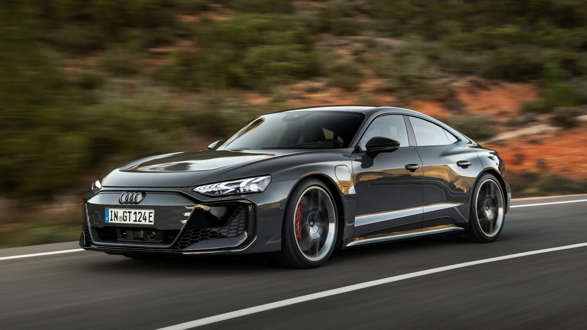 O novo Audi RS e-tron GT Performance tem mais potência que um McLaren P1