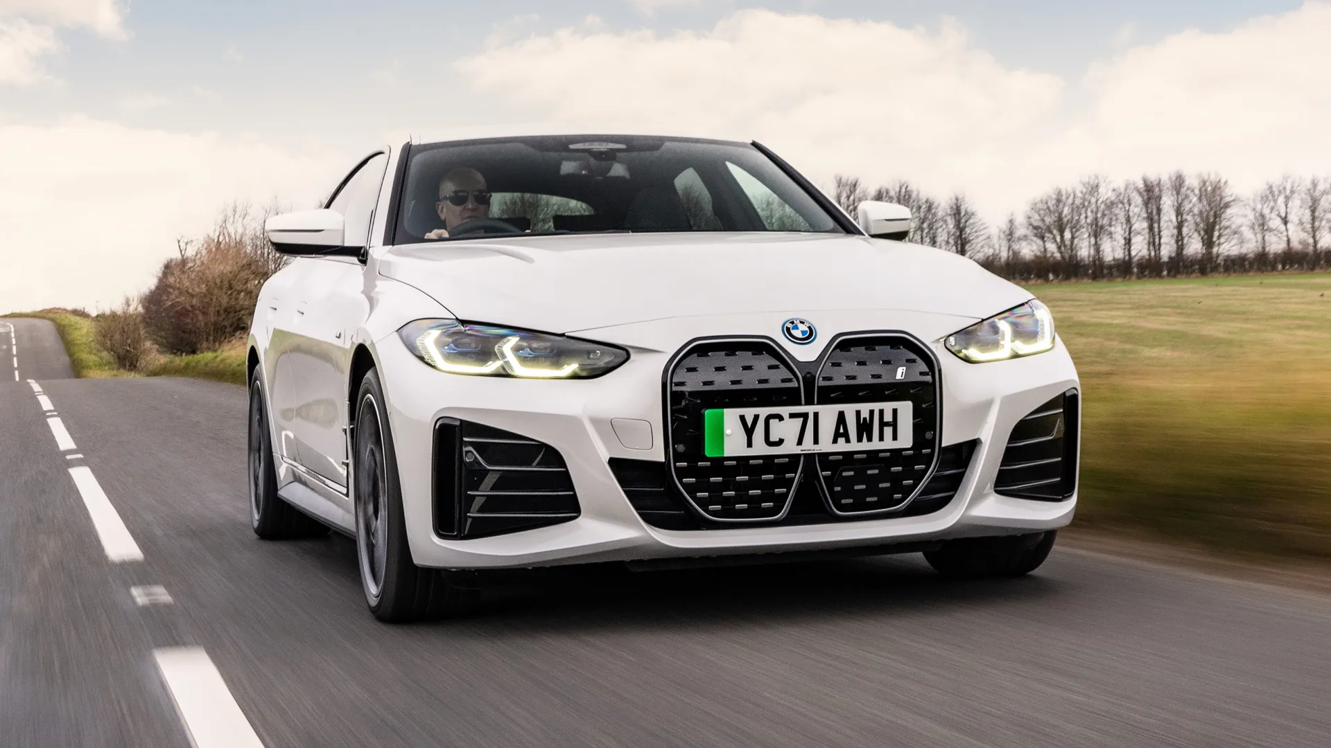 Análise do BMW i4 eDrive35: menos é mais?
